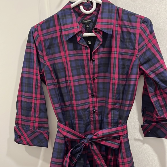 Talbots silk holiday dress - Picture 2 of 3